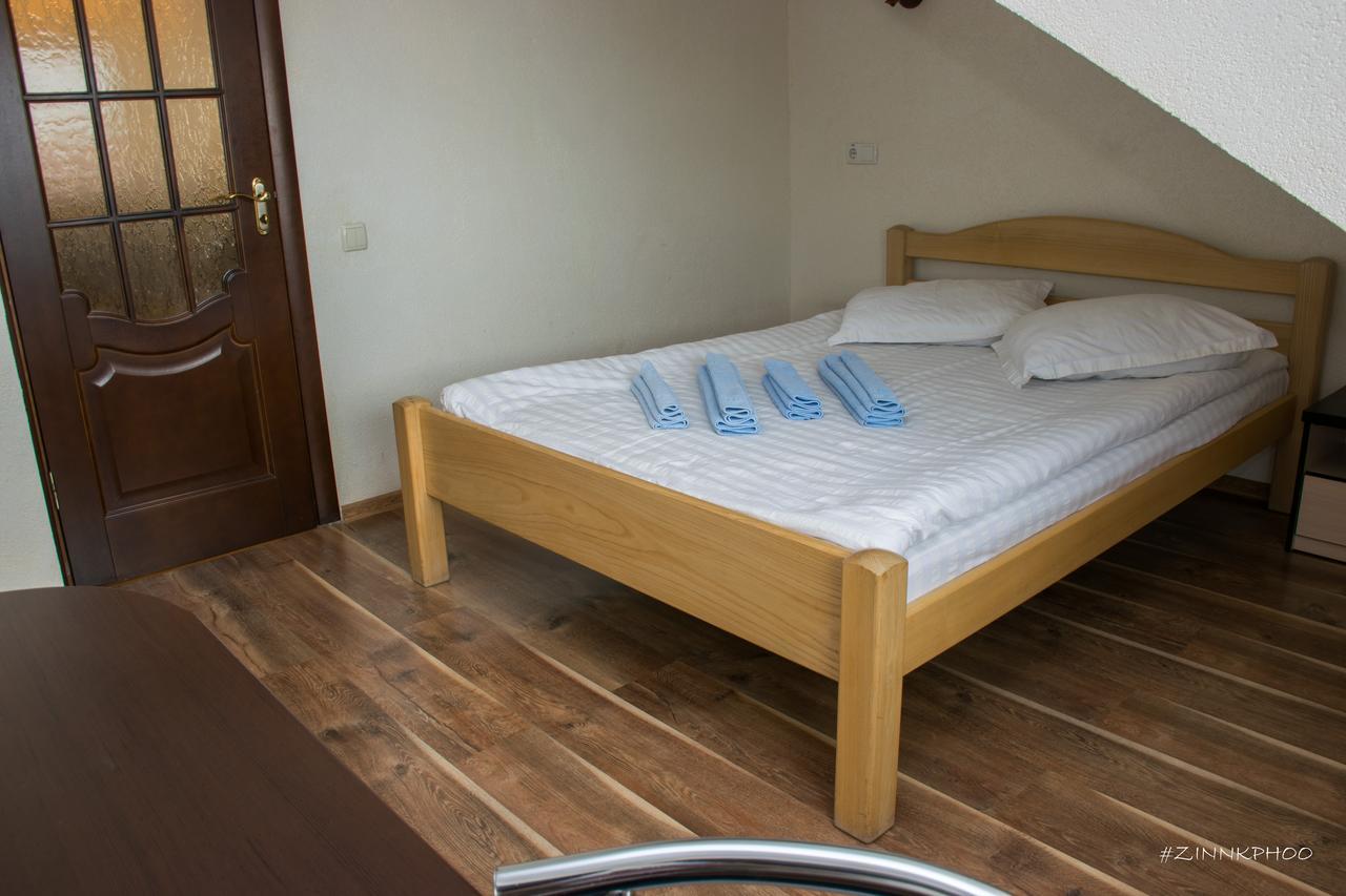 Kedem Hotel Lipiny Buitenkant foto