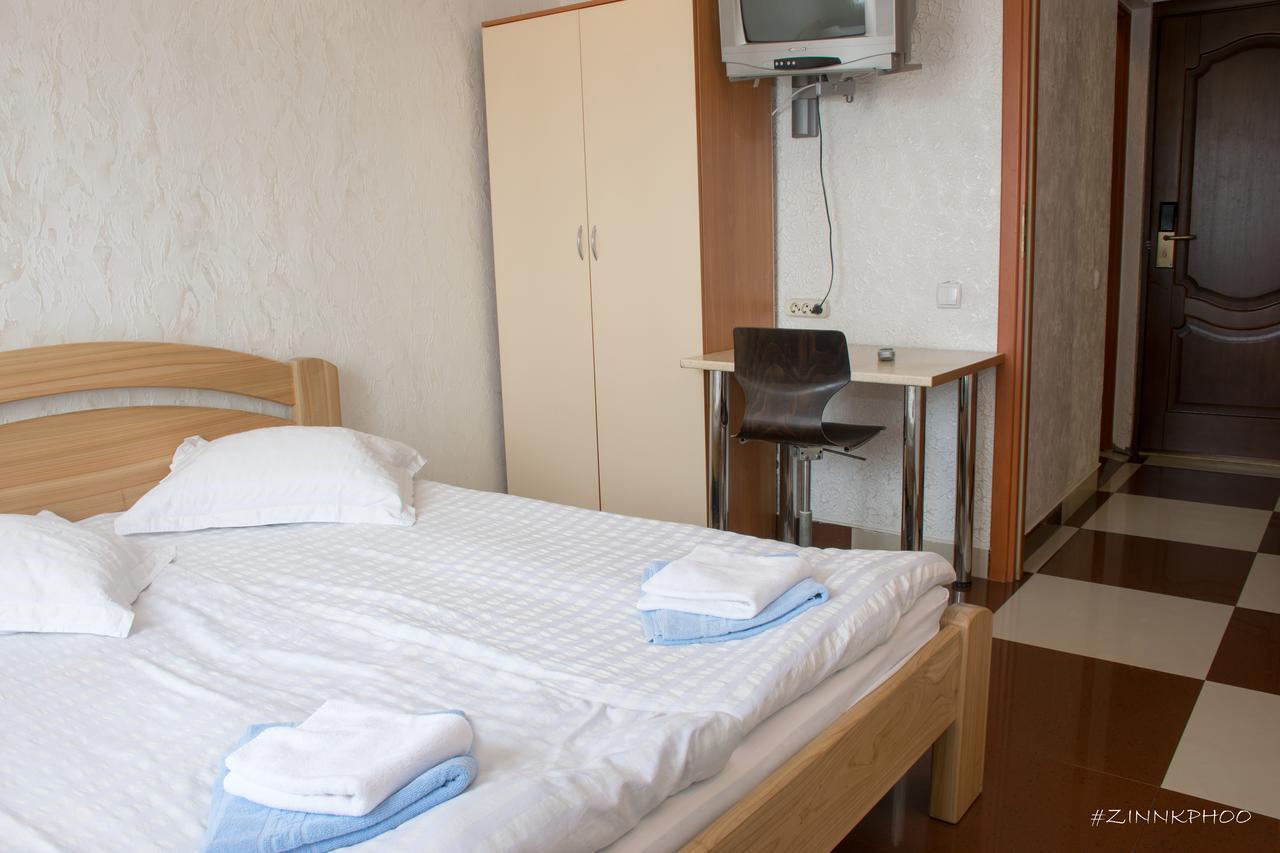 Kedem Hotel Lipiny Buitenkant foto